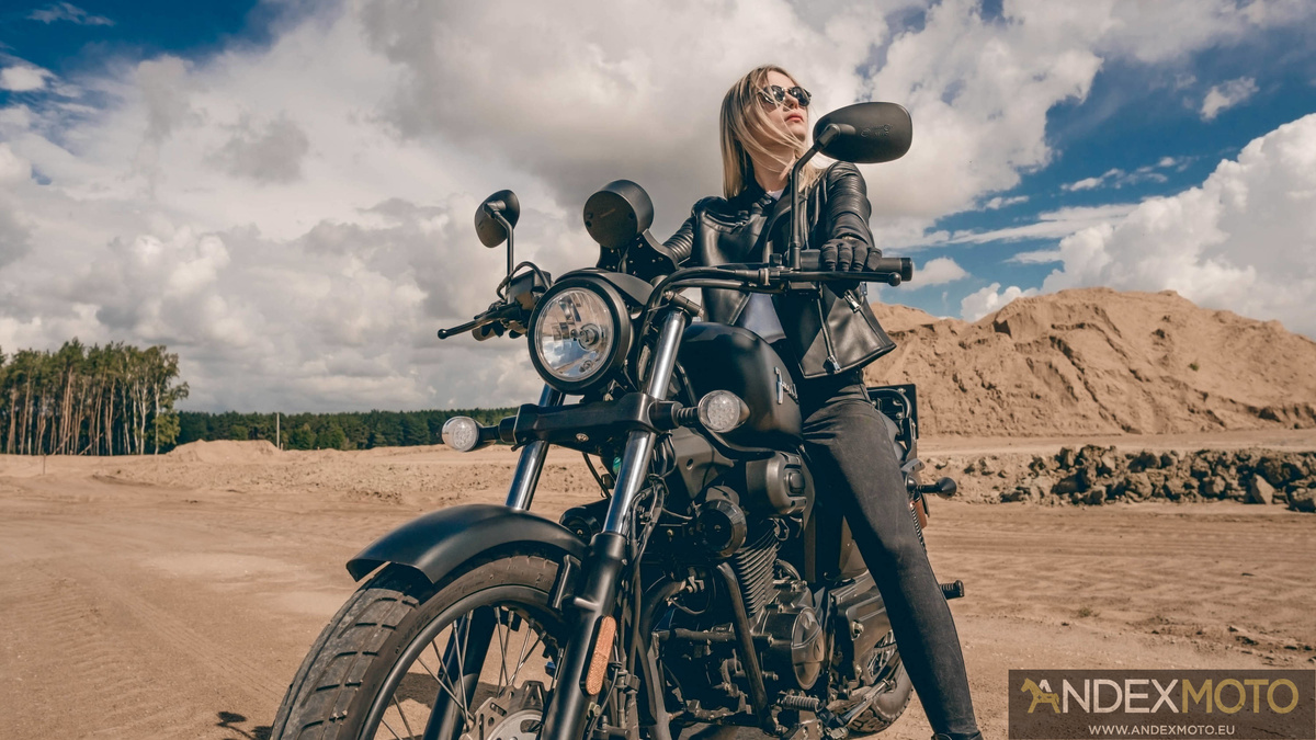 Motocykl JUNAK M12 Vintage