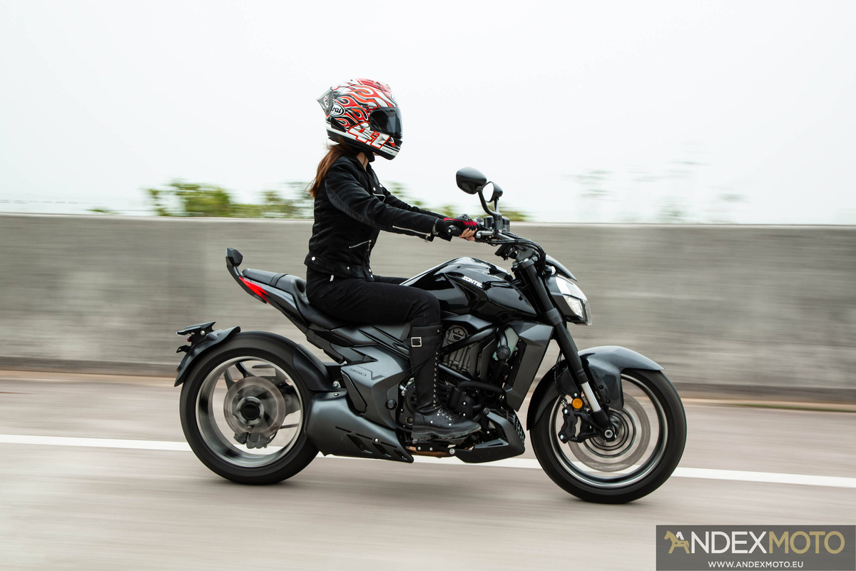 Motocykl  ZONTES Z 350 V