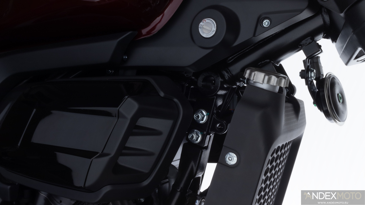 Motocykl JUNAK M12 Vintage 400