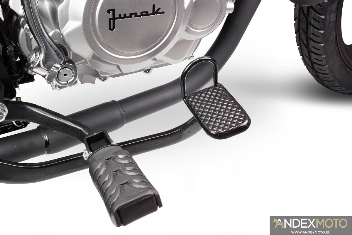 Motocykl JUNAK 121