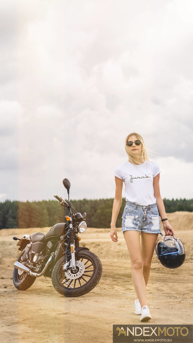 Motocykl JUNAK M11 125 Cafe