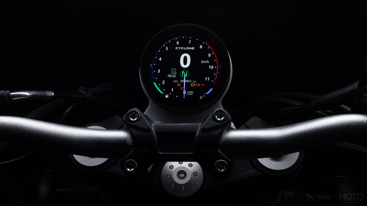 Motocykl JUNAK M12 Vintage 400