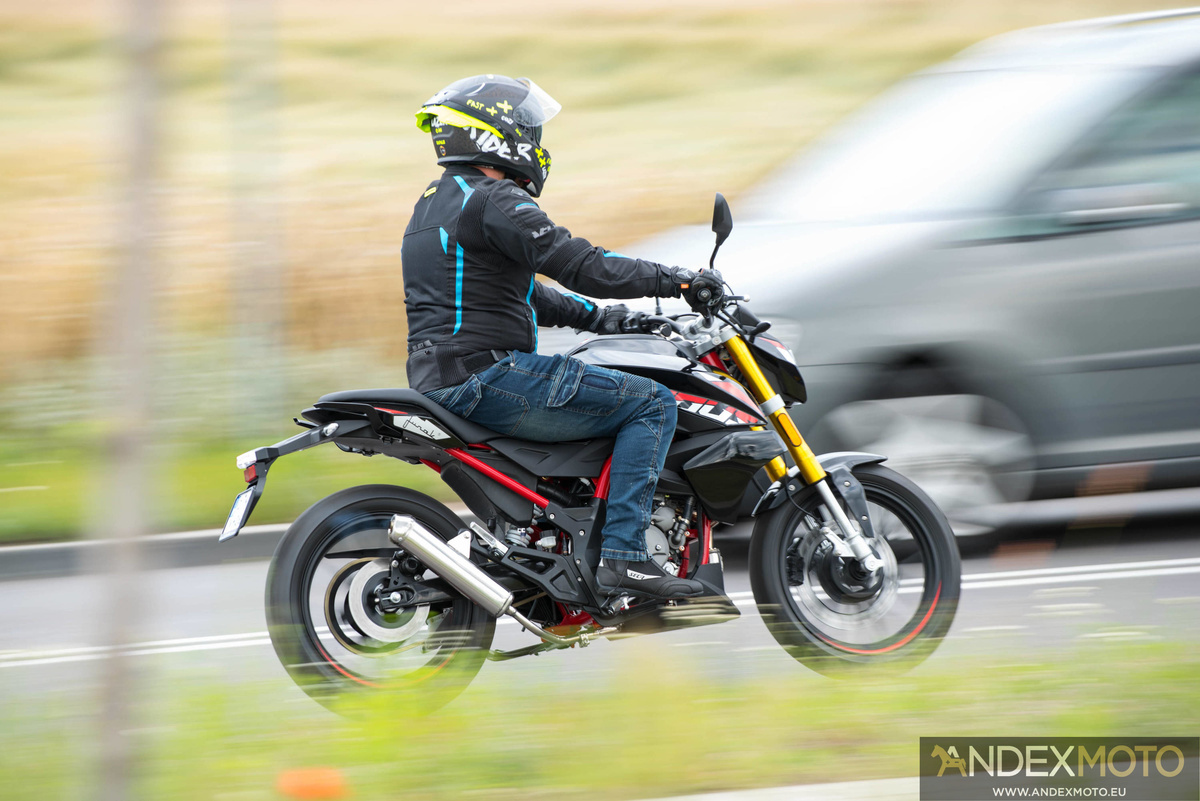 Motorower JUNAK FURIOUS 50