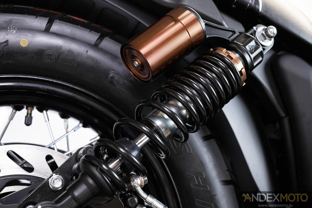 Motocykl JUNAK M12 CAFE 125