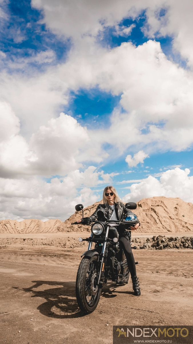 Motocykl JUNAK M12 Vintage